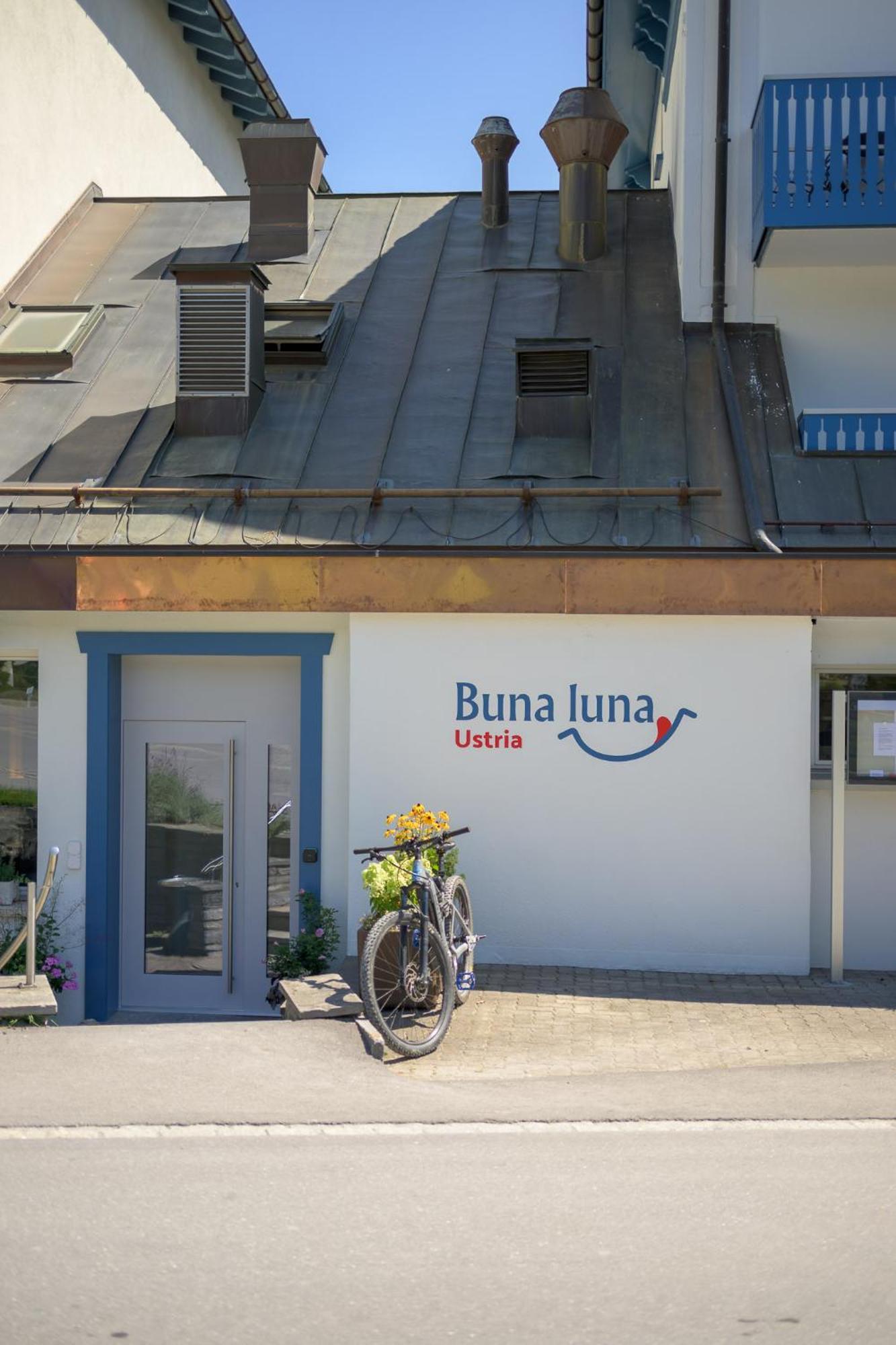 Hotel Buna Luna By Seehof Laax Kültér fotó